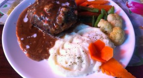 Food Review: The Serpis Wild Side Cafe, Bandra, Mumbai