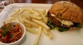 FOOD REVIEW: TWO ONE TWO ALL DAY, SANTACRUZ, MUMBAI