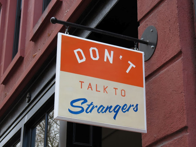 Katha Cues Mumbai | Don't Talk to Strangers @ Leaping Windows Cafe